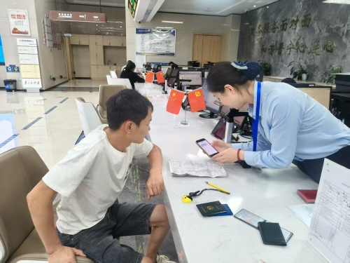 智能提醒+信用赋能 晋宁交运为货车司机筑牢运营“安心锁”